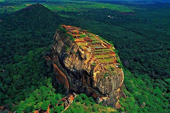 08 Nights in Magical Sri Lanka - Mirissa, Unawatuna, and Galle close the loop