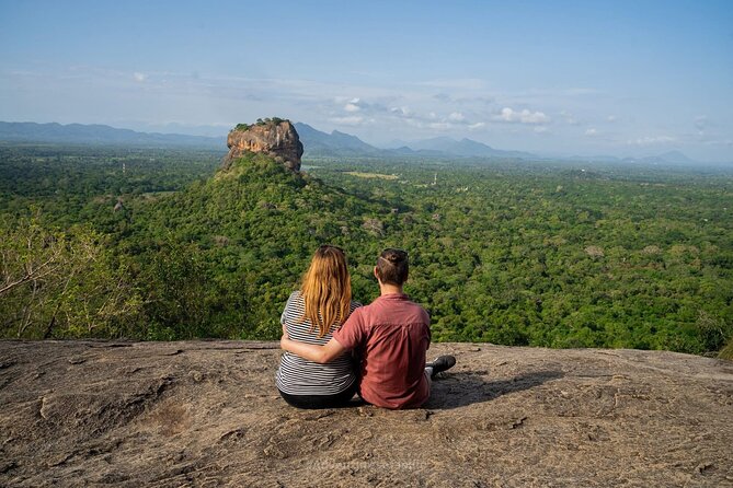 10 Days PrivateTour in Sri Lanka - Island Essence - Day 5: Gardens, tea, waterfalls, and cool Nuwara Eliya