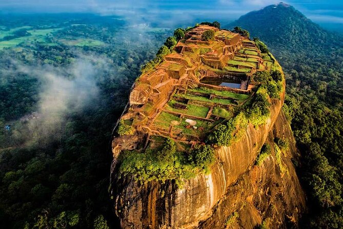12-Day Private Guided Tour in Sri Lanka - A private start from Colombo to Mihintale