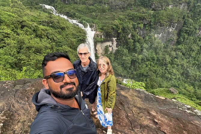 12 days Sri Lanka Round Tour private vehicle BB Accommodation - What $890 covers, and what it does not