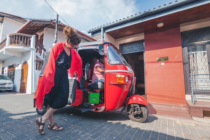 6 Days Private Vehicle with English Speaking Chauffeur - Day 5: Galle Fort and the southern coast