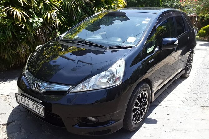 AirPort CMB to Colombo (Private Taxi 24/7) Car, Van, Minibus - Leaving Bandaranaike Airport without the usual fuss