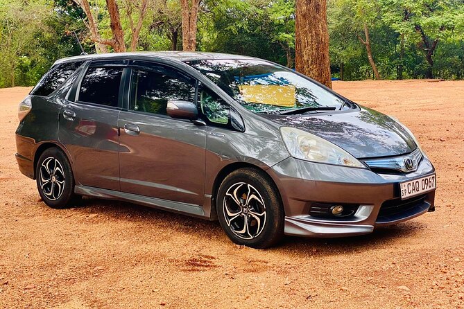 Airport Taxi Transfers from Colombo Airport to Galle - Leaving the airport and heading south