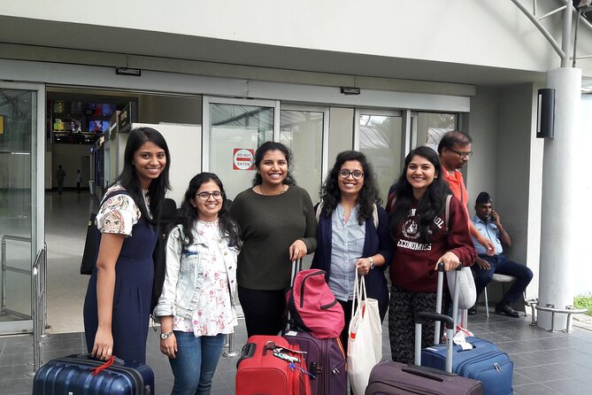 Airport to Negombo Hotel Transfer / Taxi (Airport Transfer) - A Short Ride Into Negombo