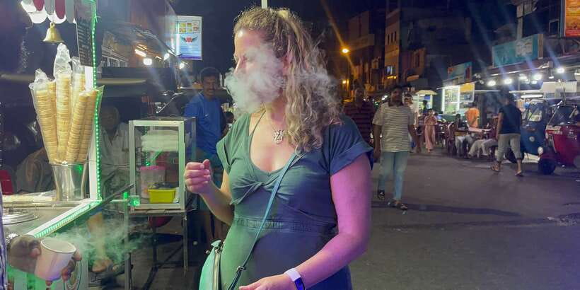 ALL INCLUSIVE Colombo Food Experience Tour - Evening / Night - Starting with Colombo street food after sunset
