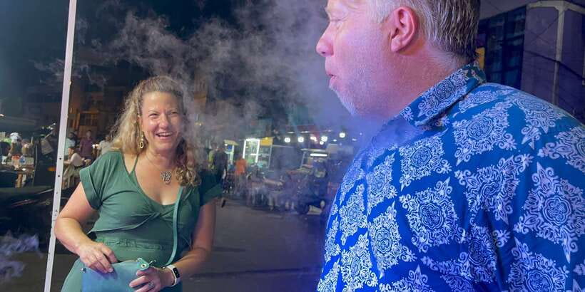 ALL INCLUSIVE Colombo Food Experience Tour - Evening / Night - The seafood dinner: attractive setting, uneven execution