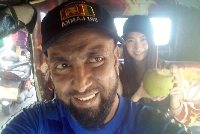 All inclusive colombo Tuk Tuk city tour - The Lotus Tower and its major extra fee