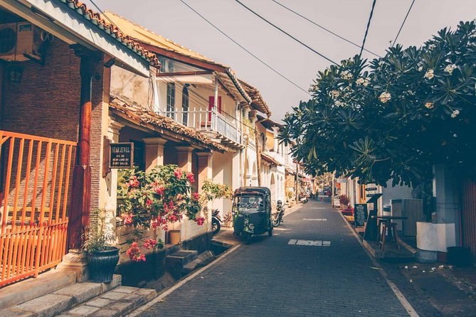 All Inclusive Galle Day Tour from Colombo & Negombo - Walking the ramparts and colonial streets