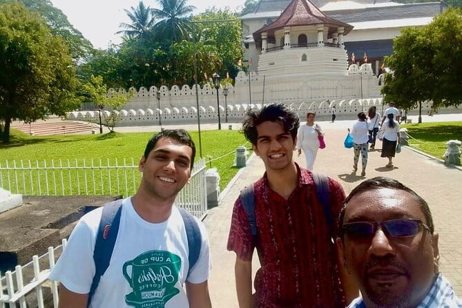All inclusive Kandy Day Tour from Colombo & Negombo With Lunch - Five things to know before booking