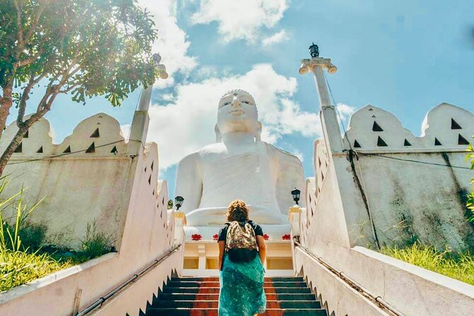 All Inclusive Kandy Private Day Tour From Colombo and Negombo - Kandy Lake and the city center finish the day