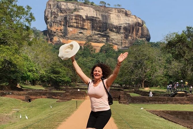 All Inclusive Sigiriya and Dambulla Private Day Tour from Colombo - What the $190 price really covers
