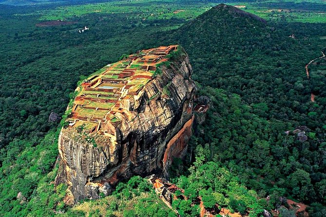 All-inclusive Sigiriya, Dambulla and Wildlife Safari from Colombo - Why this Colombo day trip works