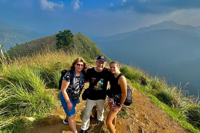 All-Inclusive Sri Lanka 14 Days Guided Tour - Climb Sigiriya before the heat builds
