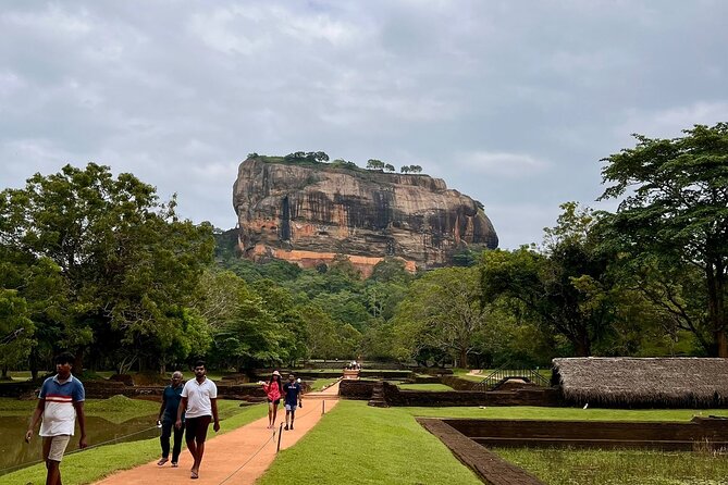 Ambuluwawa Tower and Kandy City Tuk Tuk Tour with Epic views - A full day from Kandy in a private tuk tuk