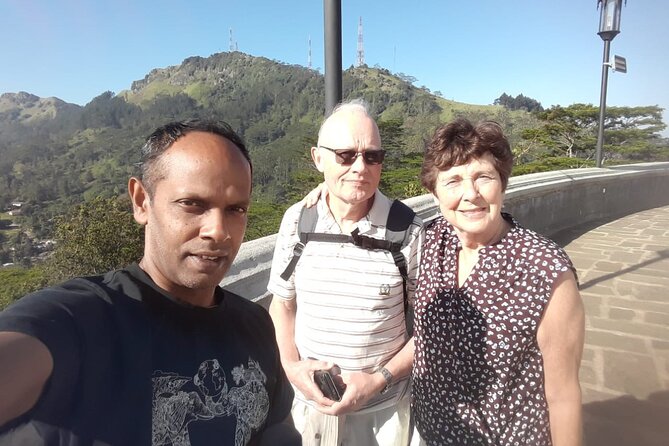 Ambuluwawa Tower and Kandy City Tuk Tuk Tour with Epic views - The Sacred Tooth Relic Temple