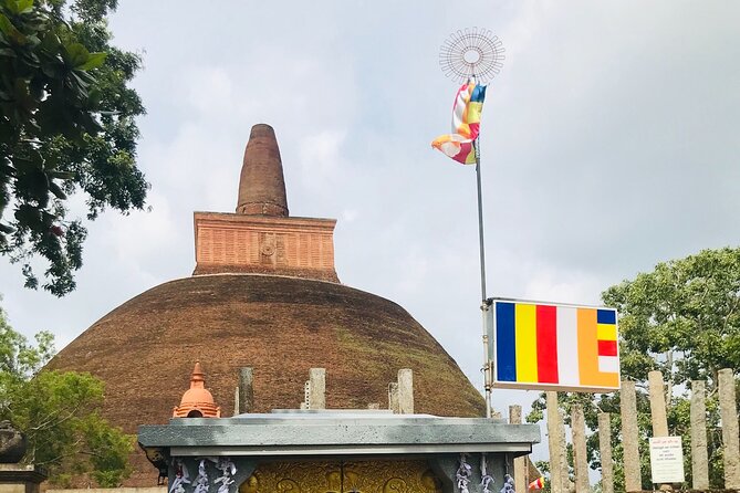 Anuradhapura ancient city tour with Travandgo tours - Why Anuradhapura deserves a full morning