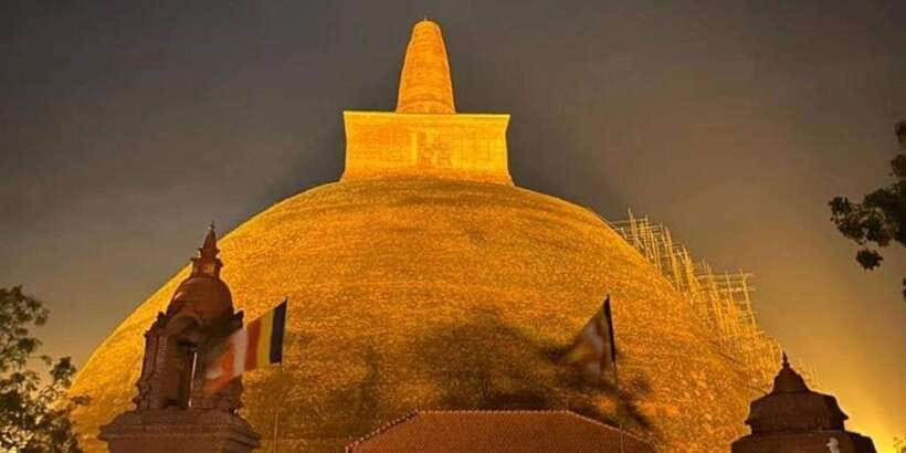Anuradhapura Private Ancient City Day Tour - Moonstone, guard stones, and the language of entrances