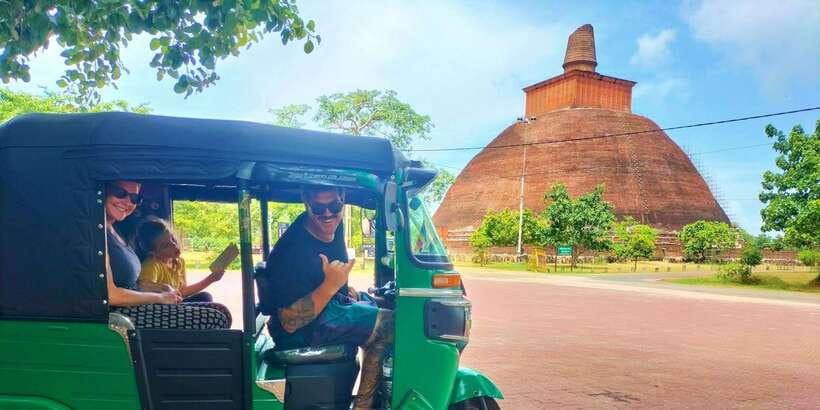 Anuradhapura Private Ancient City Day Tour - Meeting Sri Maha Bodhi, the spiritual center
