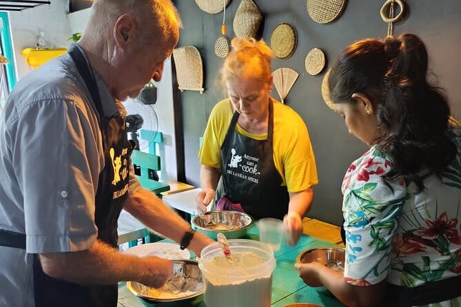 Anyone Can Cook - Bentota Cooking Class - The cooking lesson and its local flavor