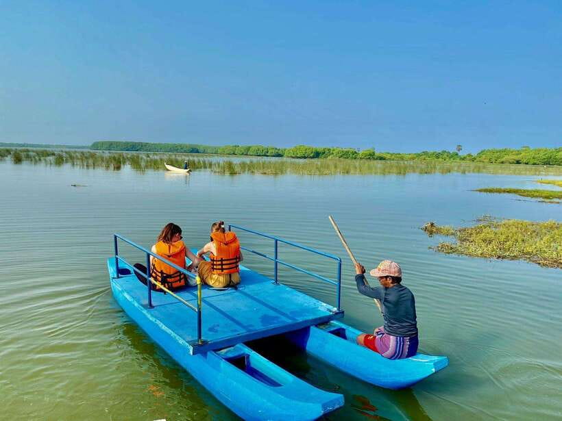 Arugambay :Pottuvil Lagoon Mangrove Eco Boat Safari Tours - Two quiet hours on Pottuvil Lagoon