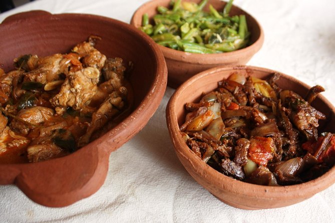Authentic Sinhalese Cooking Class in Colombo with a Local Family - Cooking three Sinhalese dishes