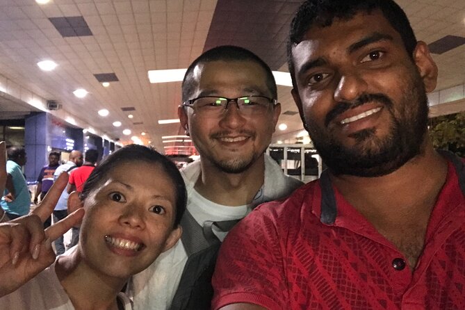 Bandaranayake International Airport (CMB) to Any Hotel in Negombo Drop Off - Helpful extras that can make the first hour easier