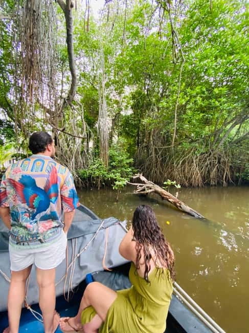 Bentota River Safari: Discover Wildlife & Mangroves by Boat - Riverside Villages and Everyday Life