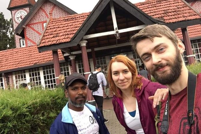 Best Tuk Tuk Rider Nagesh Nuwaraeliya - Waterfalls, viewpoints, and changing weather
