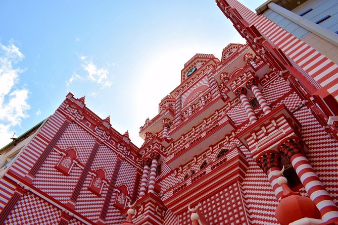 City Tour in Colombo - St Anthony’s Shrine and Gangaramaya Temple