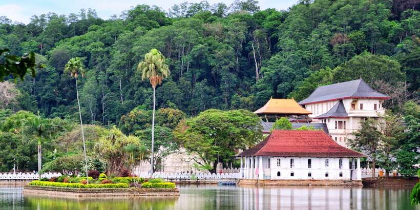 Colombo: 2-Day Cultural Highlights & Heritage Sites Tour - Dambulla’s cave shrines set the tone