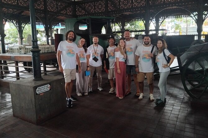 Colombo City Highlights Bus Tour - Jami Ul-Alfar Mosque adds Colombo’s Muslim heritage