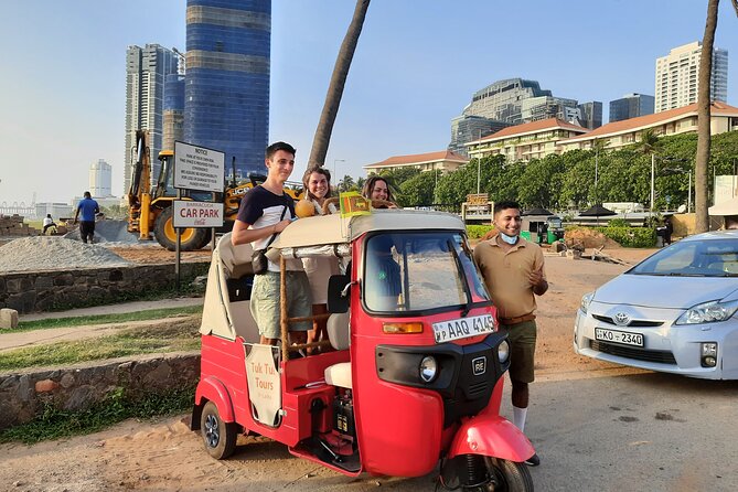 Colombo City Highlights by Tuk Tuk – All-Inclusive Adventure - Gangaramaya Temple and Colombo’s religious mix