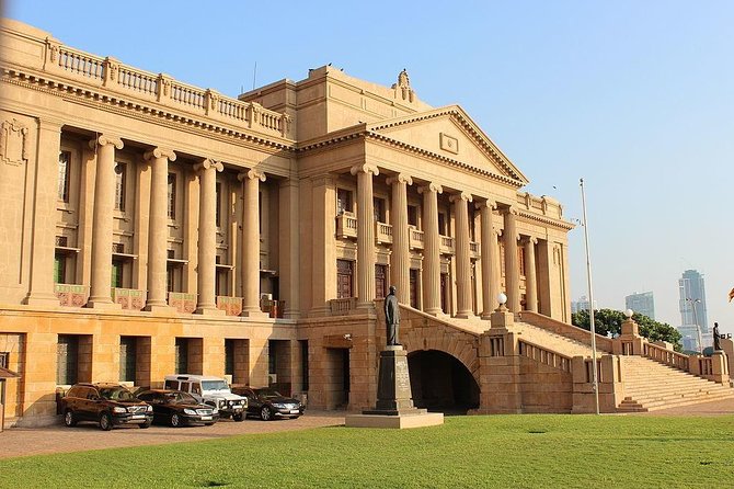 Colombo City Sightseeing - A short way to meet Colombo
