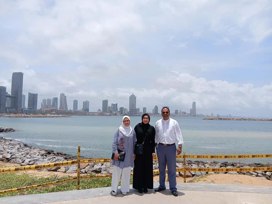 Colombo: City Sightseeing Tour by Car with Driver-Guide - Independence Memorial Hall and Colombo’s green spaces
