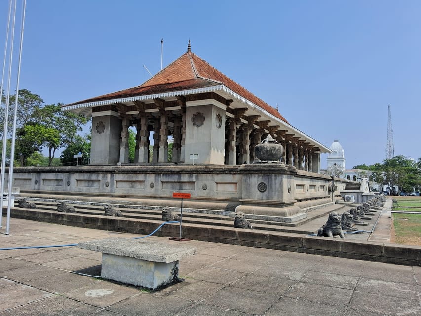 Colombo: City Sightseeing Tour by Car with Driver-Guide - Galle Face Green makes a good finish