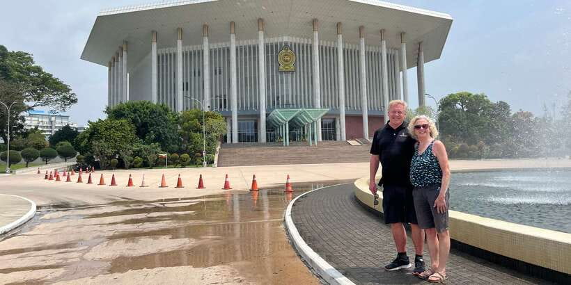 Colombo: City Sightseeing Tour by Tuk-Tuk with Pickup - Independence Square and Colombo’s national story