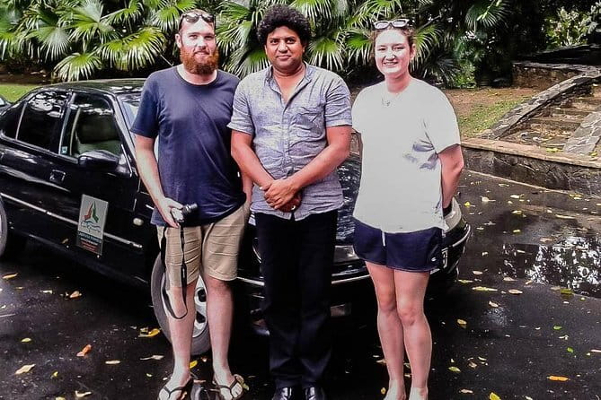 Colombo City to Mirissa City Private Transfer - Private groups, luggage, and comfort