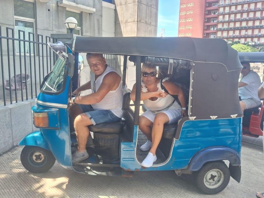 Colombo City Tour by Tuk Tuk - All Inclusive - Town Hall, Victoria Park, and the National Museum