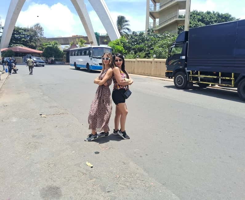 Colombo: City Tour by Tuk Tuk with Srilanka Traditional Food - Is $42 per person good value?