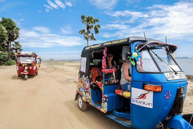 Colombo City Tour by Tuk Tuk - Galle Face Green and the first view of Colombo
