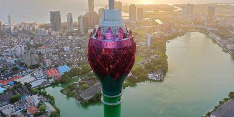 Colombo: city tour on a private car- full day & half day - Galle Face, Port City, and Lakeside Parks