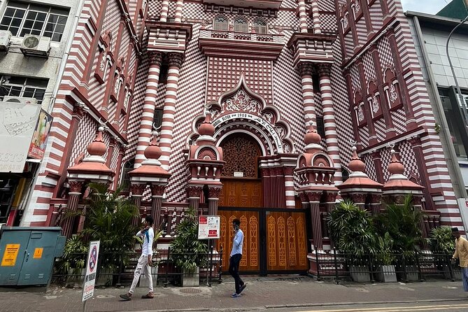 Colombo City Tour With Historical Places ( All Inclusive ) - Colombo Fort in a ten-minute snapshot