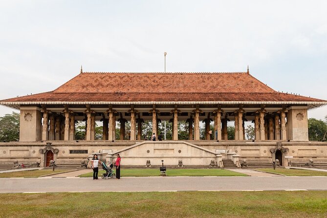 Colombo City Tour With Historical Places ( All Inclusive ) - Colombo Lotus Tower from the outside