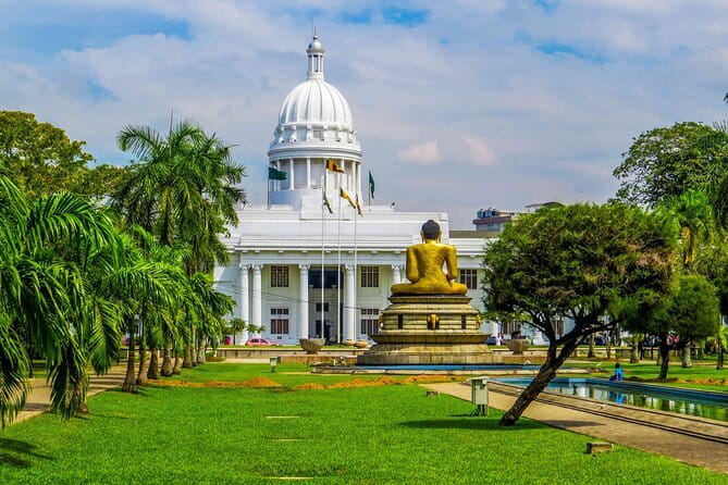 Colombo City Tuk Tuk Safari - Fort Railway Station Ends the Route with Real Colombo
