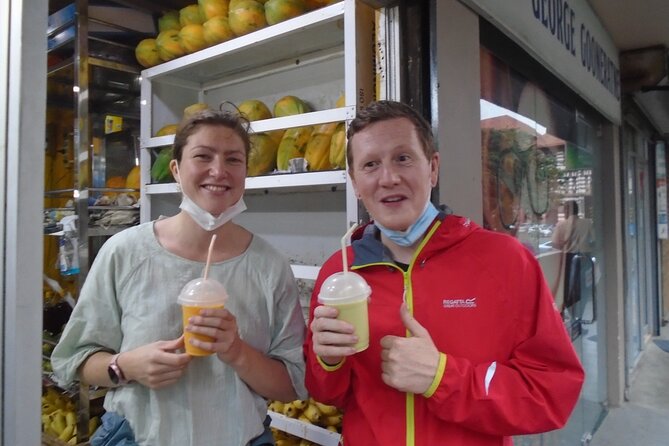 Colombo Express Food Tour with 9 + Tastings - Colombo’s market stop adds color and context