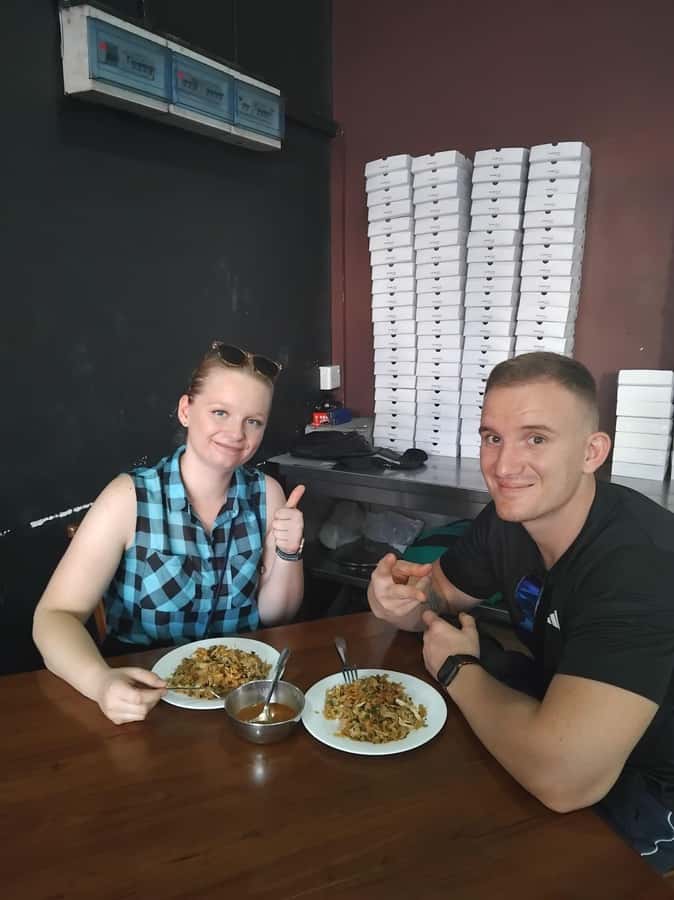 Colombo Foods Tour by Tuk Tuk ( Food chargers included ) - Ceylon tea and Sri Lankan spices
