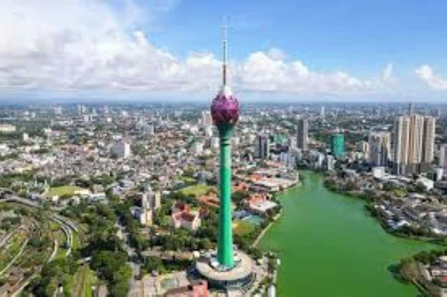 Colombo: Guided City Tour with Entry Tickets - What the $38 price really covers