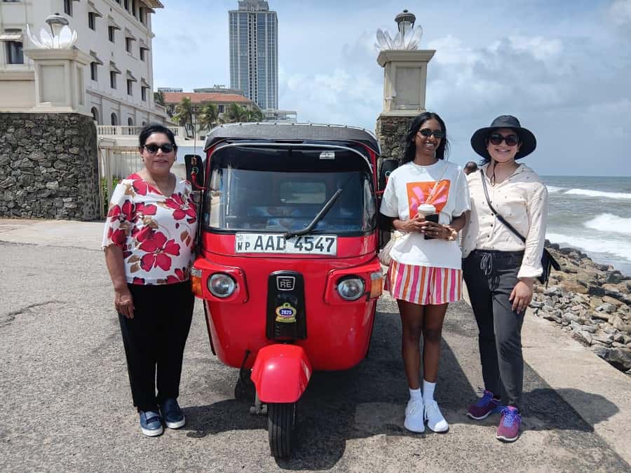Colombo: Highlights of City Tour by Tuk-Tuk with Pickup - Key points to know before booking