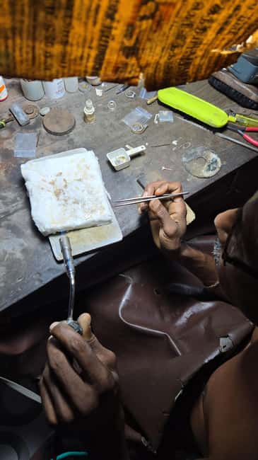 Colombo: Jewelry Workshop Experience 3-6 Hours-Free Jewelry - The welcome lesson: Sri Lankan jewelry in context
