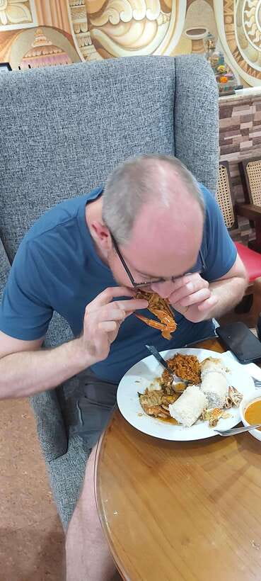 Colombo Local Food Tour by Tuk Tuk – All Inclusive - Galle Face Green adds sea air and a short break